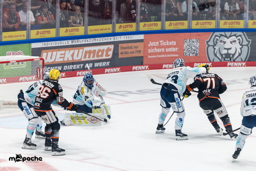 Löwen Frankfurt - Dresdner Eislöwen - 18.9.25 - 030