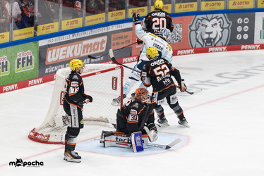 Löwen Frankfurt - Dresdner Eislöwen - 18.9.25 - 053