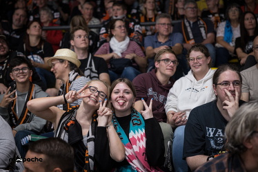 Löwen Frankfurt - Dresdner Eislöwen - 18.9.25 - 100