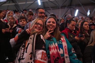 Löwen Frankfurt - Kölner Haie- 4.10.25 - 010