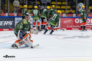 Löwen Frankfurt - Eisbären Berlin- 10.10.25 - 003