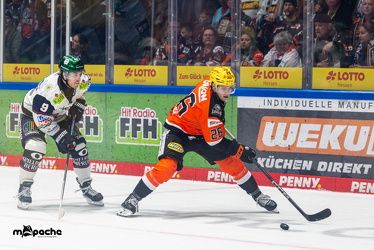 Löwen Frankfurt - Eisbären Berlin- 10.10.25 - 047