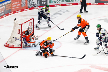 Löwen Frankfurt - Eisbären Berlin- 10.10.25 - 052