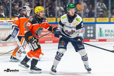 Löwen Frankfurt - Eisbären Berlin- 10.10.25 - 054