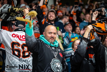 Löwen Frankfurt - Eisbären Berlin- 10.10.25 - 085