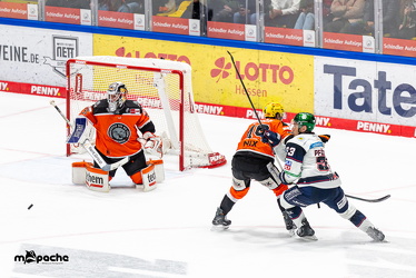 Löwen Frankfurt - Eisbären Berlin- 10.10.25 - 100