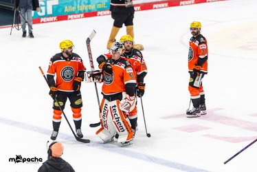 Löwen Frankfurt - Eisbären Berlin- 10.10.25 - 134