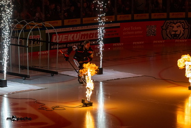 Löwen Frankfurt - Red Bull München- 17.10.25 - 019