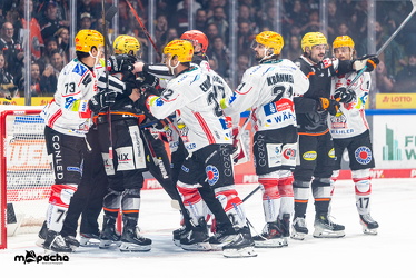 Löwen Frankfurt - Fischtown Pinguins- 24.10.25 - 024