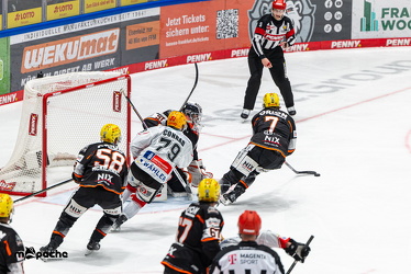 Löwen Frankfurt - Fischtown Pinguins- 24.10.25 - 102