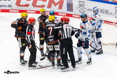 Löwen Frankfurt - ERC Ingolstadt - 2.11.25 - 053