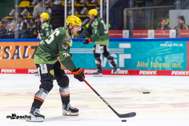 Löwen Frankfurt - Adler Mannheim - 14.11.25 - 006