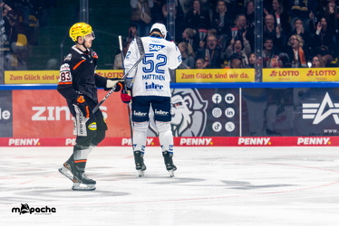 Löwen Frankfurt - Adler Mannheim - 14.11.25 - 021