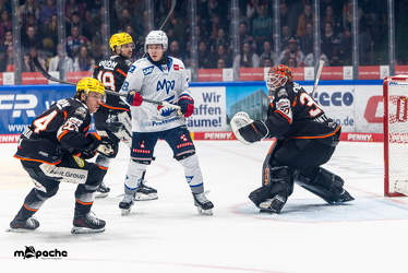 Löwen Frankfurt - Adler Mannheim - 14.11.25 - 039