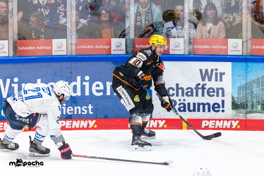 Löwen Frankfurt - Adler Mannheim - 14.11.25 - 101