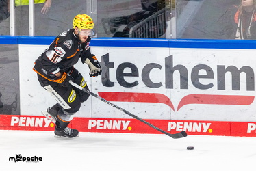 Löwen Frankfurt - Adler Mannheim - 14.11.25 - 103
