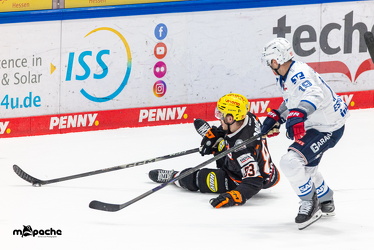Löwen Frankfurt - Adler Mannheim - 14.11.25 - 106