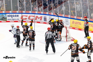 Löwen Frankfurt - Adler Mannheim - 14.11.25 - 138