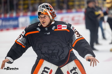 Löwen Frankfurt - Adler Mannheim - 14.11.25 - 149