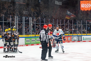 Löwen Frankfurt - Iserlohn Roosters - 21.11.25 - 114