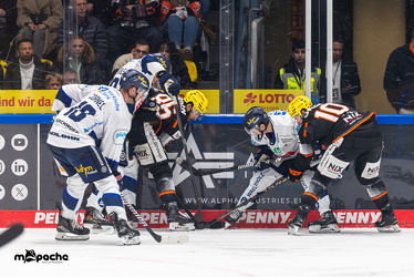 Löwen Frankfurt - Iserlohn Roosters - 21.11.25 - 112