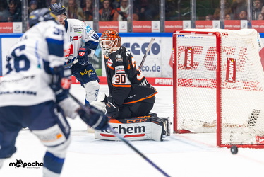 Löwen Frankfurt - Iserlohn Roosters - 21.11.25 - 103
