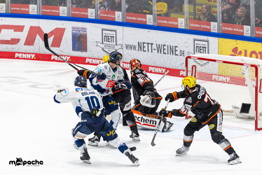 Löwen Frankfurt - Iserlohn Roosters - 21.11.25 - 098
