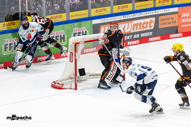 Löwen Frankfurt - Iserlohn Roosters - 21.11.25 - 085