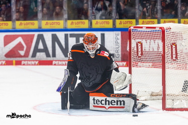 Löwen Frankfurt - Iserlohn Roosters - 21.11.25 - 080
