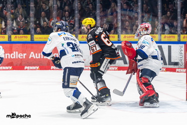 Löwen Frankfurt - Iserlohn Roosters - 21.11.25 - 050