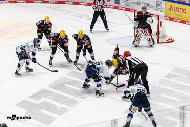 Löwen Frankfurt - Iserlohn Roosters - 21.11.25 - 037