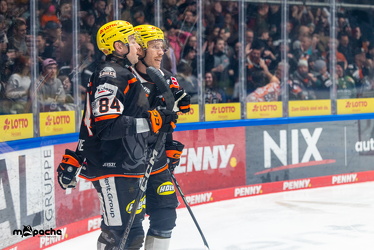 Löwen Frankfurt - Iserlohn Roosters - 21.11.25 - 030