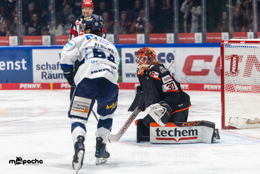 Löwen Frankfurt - Iserlohn Roosters - 21.11.25 - 025