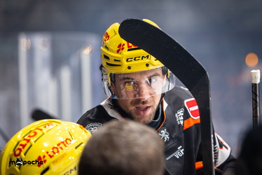 Löwen Frankfurt - Iserlohn Roosters - 21.11.25 - 024
