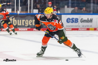 Löwen Frankfurt - Augsburger Panther - 25.11.25 - 039