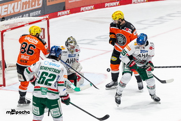 Löwen Frankfurt - Augsburger Panther - 25.11.25 - 040