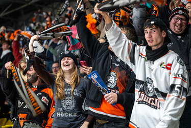 Löwen Frankfurt - Augsburger Panther - 25.11.25 - 060