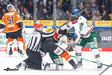 Löwen Frankfurt - Augsburger Panther - 25.11.25 - 068