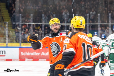 Löwen Frankfurt - Augsburger Panther - 25.11.25 - 080