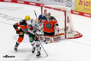 Löwen Frankfurt - Augsburger Panther - 25.11.25 - 098