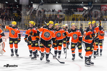 Löwen Frankfurt - Augsburger Panther - 25.11.25 - 117