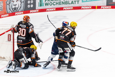 Löwen Frankfurt - Red Bull München- 7.12.25 - 048
