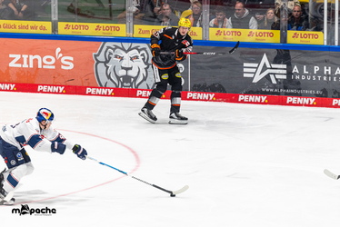 Löwen Frankfurt - Red Bull München- 7.12.25 - 046