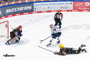Löwen Frankfurt - Red Bull München- 7.12.25 - 027