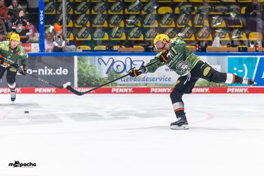 Löwen Frankfurt - Straubing Tigers - 14.12.25 - 006