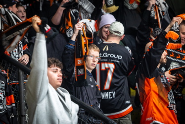 Löwen Frankfurt - Straubing Tigers - 14.12.25 - 105