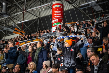 Löwen Frankfurt - Straubing Tigers - 14.12.25 - 108