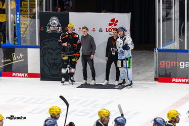 Löwen Frankfurt - Straubing Tigers - 14.12.25 - 123