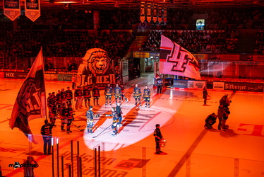 Löwen Frankfurt - Augsburger Panther - 19.12.25 - 019