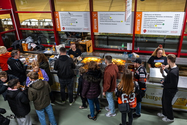Löwen Frankfurt - Augsburger Panther - 19.12.25 - 046
